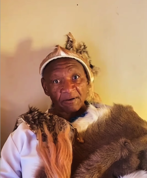 Rre Pharologanyo Easter Tlatsana